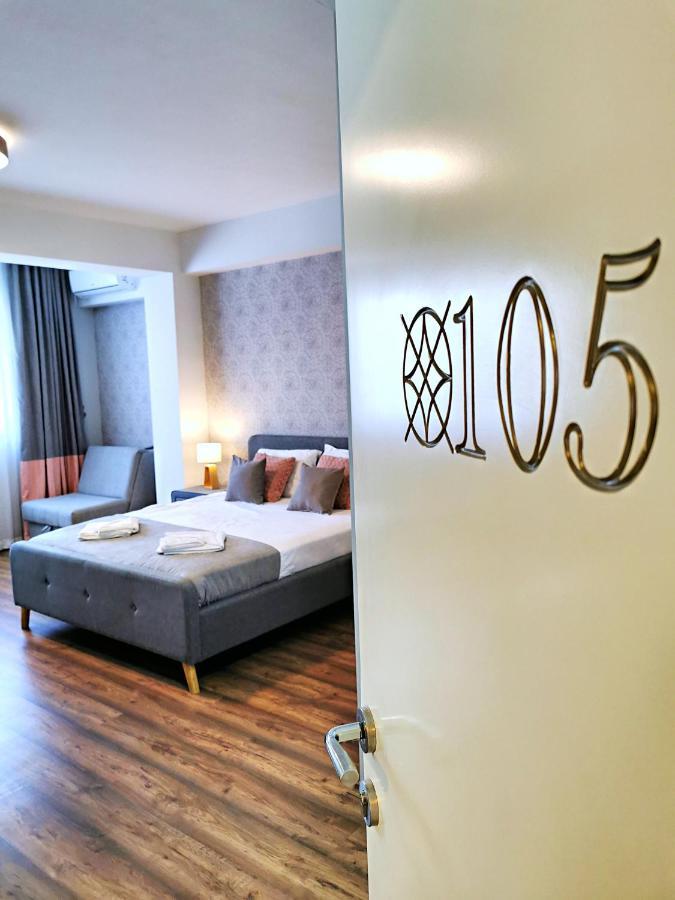 Guest Rooms Denicija Skopje Ngoại thất bức ảnh